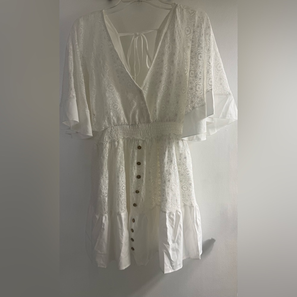 Elegant White Lace Dress